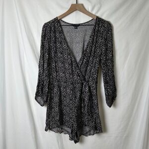American Eagle Floral Print Wrap Romper Black White Size XS Y2K Boho Festival